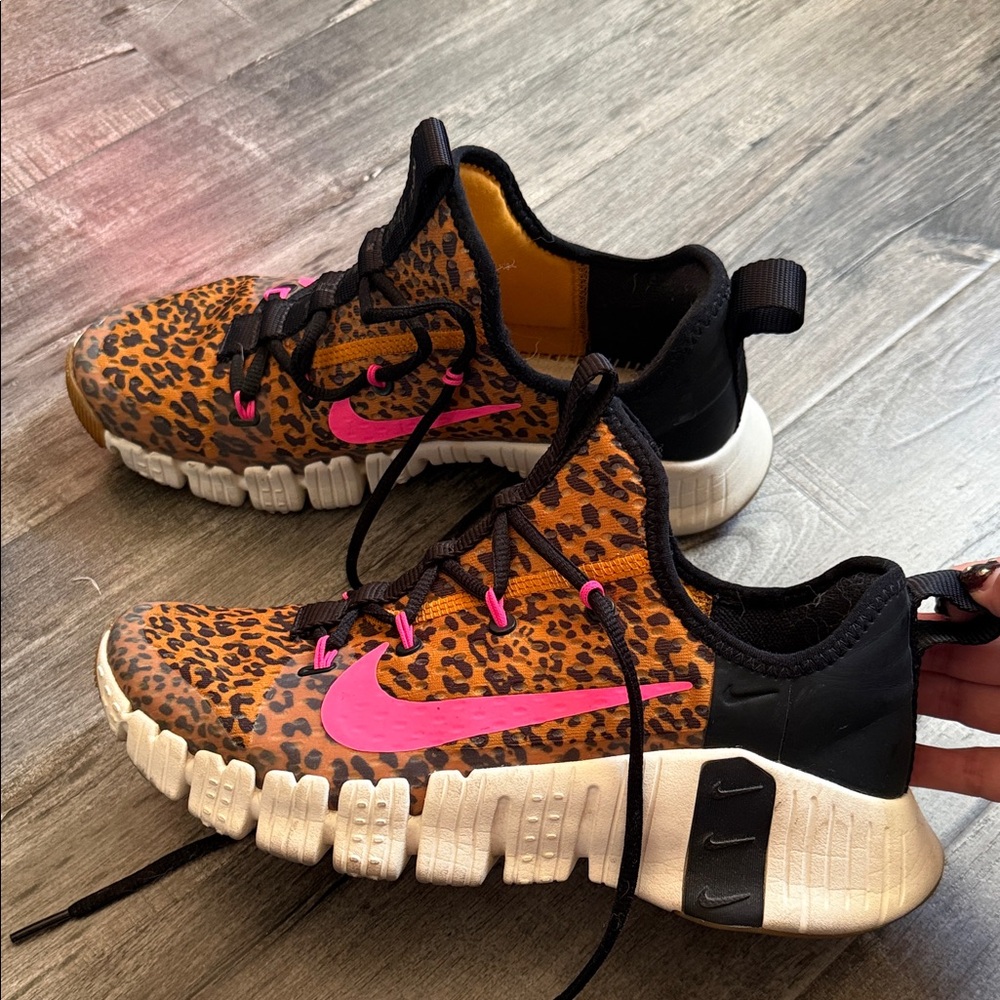 Nike Women's Leopard/ Pink Metcons